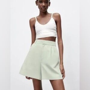 Zara Women's XS Light Green Shorts